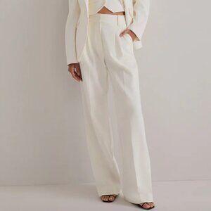 NWT. Favorite Daughter - The Favorite Pant